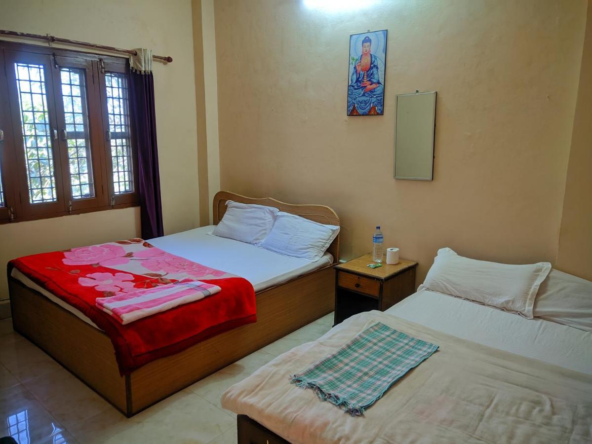 Lumbini Garden Lodge Bagian luar foto