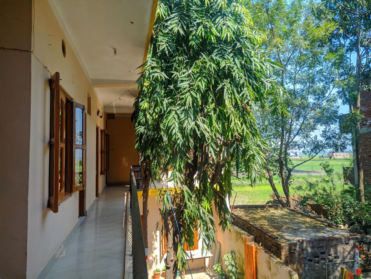Lumbini Garden Lodge Bagian luar foto